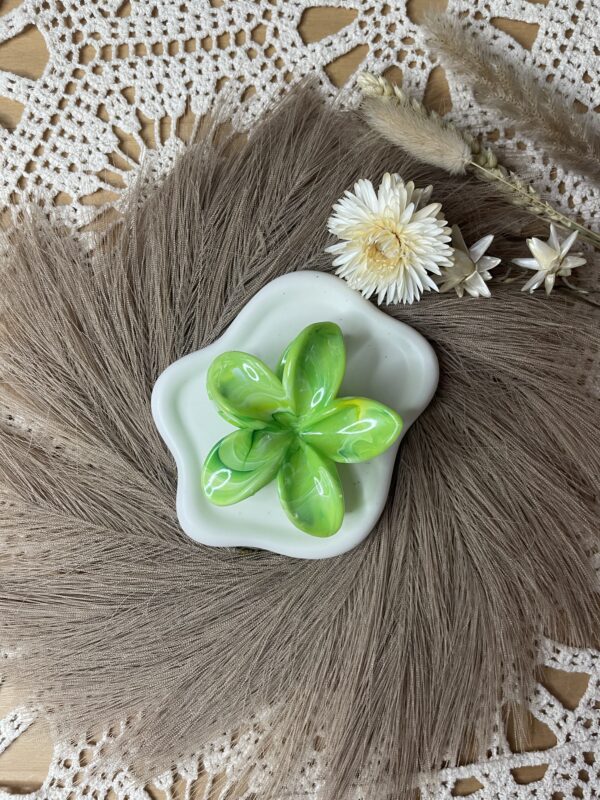 Pince à cheveux fleur de lotus – Image 5