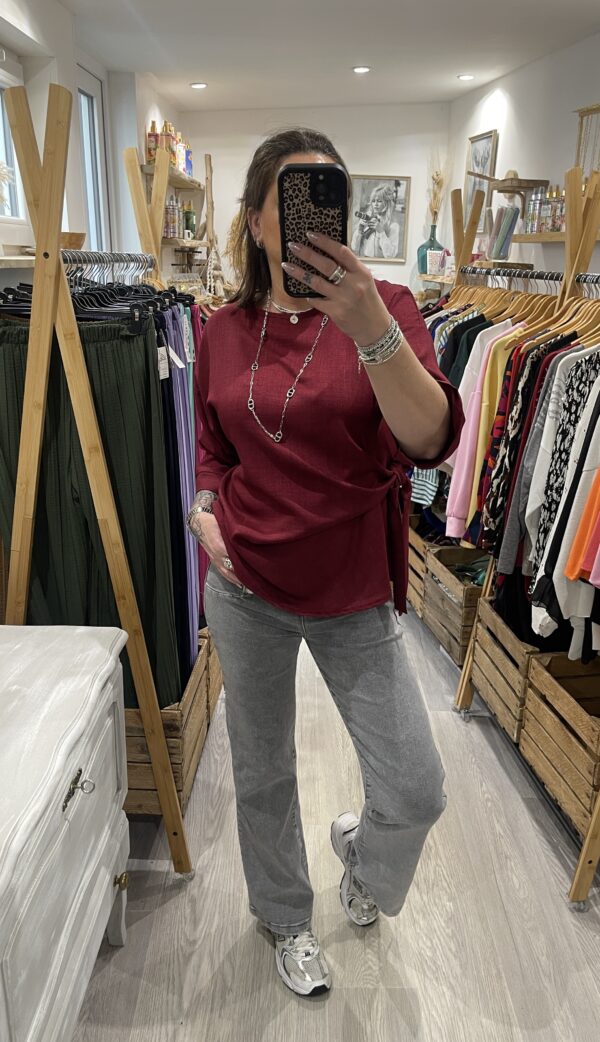 Blouse Carla à nouer bordeaux – Image 2
