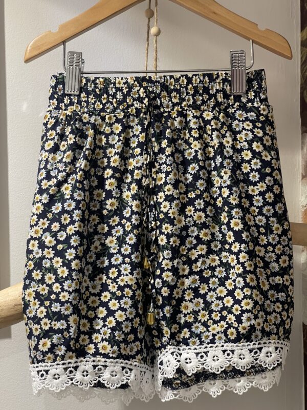 Short dentelle Lola – Image 2