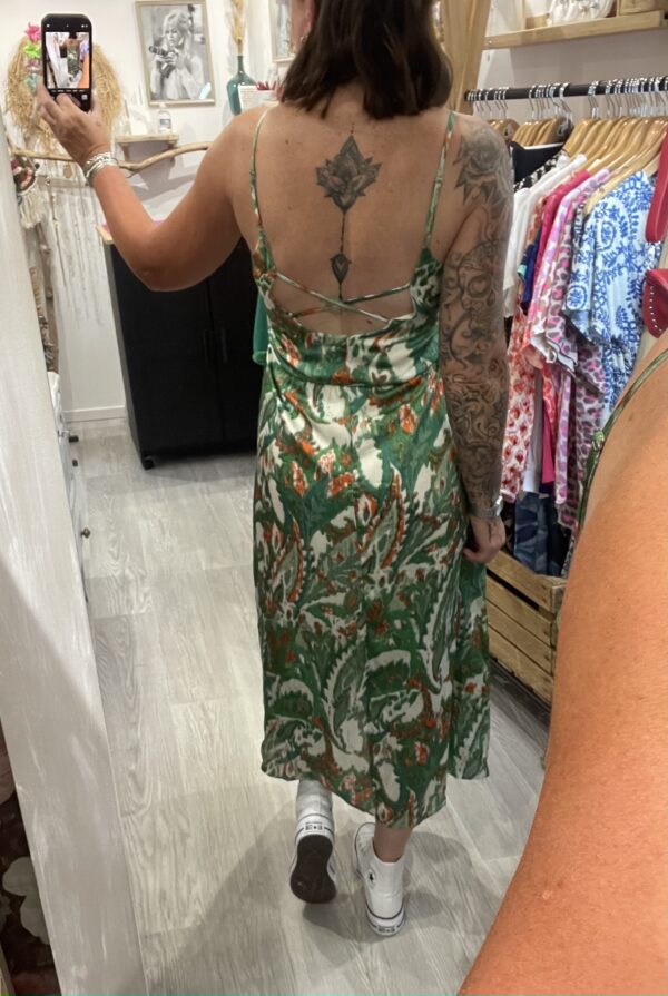 Robe Nelly – Image 4
