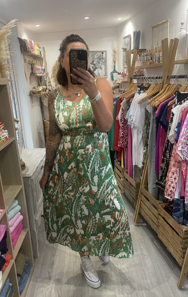 Robe Nelly – Image 5