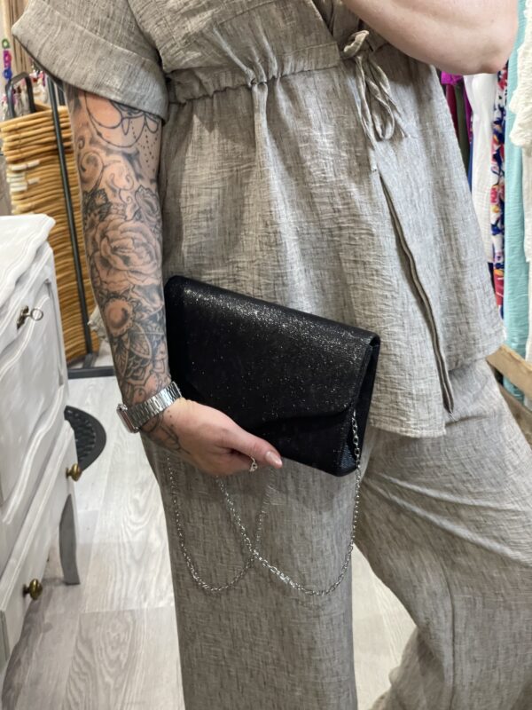 Pochette noire pailletée – Image 3