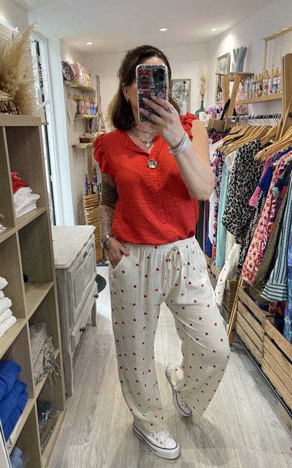 Pantalon Alexandro beige coeur rouge – Image 6
