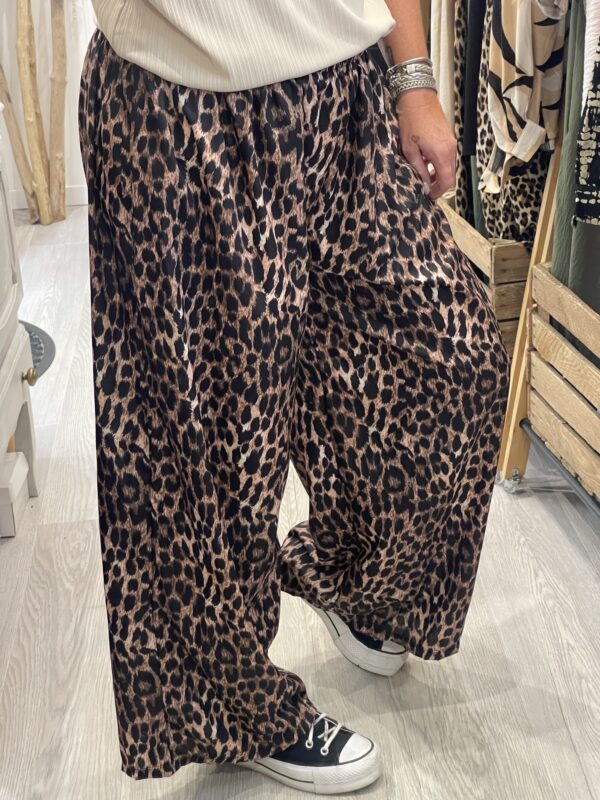 Pantalon Gio léopard foncé – Image 4