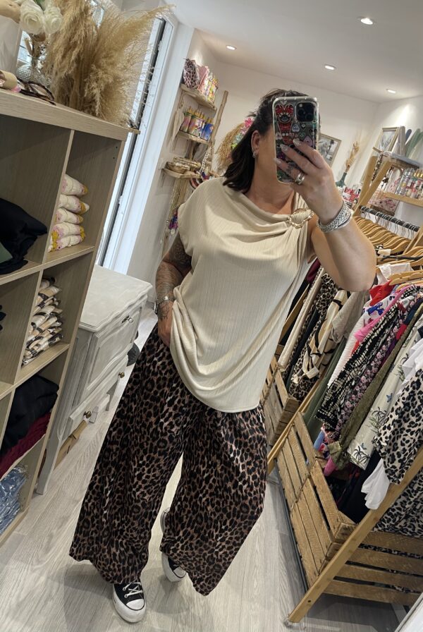 Pantalon Gio léopard foncé – Image 5