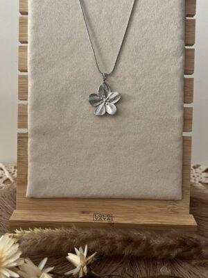 Collier Loria