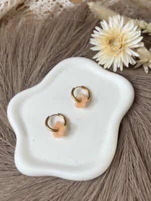 Boucles d'oreilles Flora saumon dorées