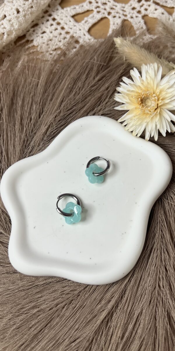Boucles d'oreilles Flora bleu turquoise argentées