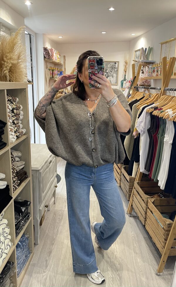 Jean's Alvine – Image 2
