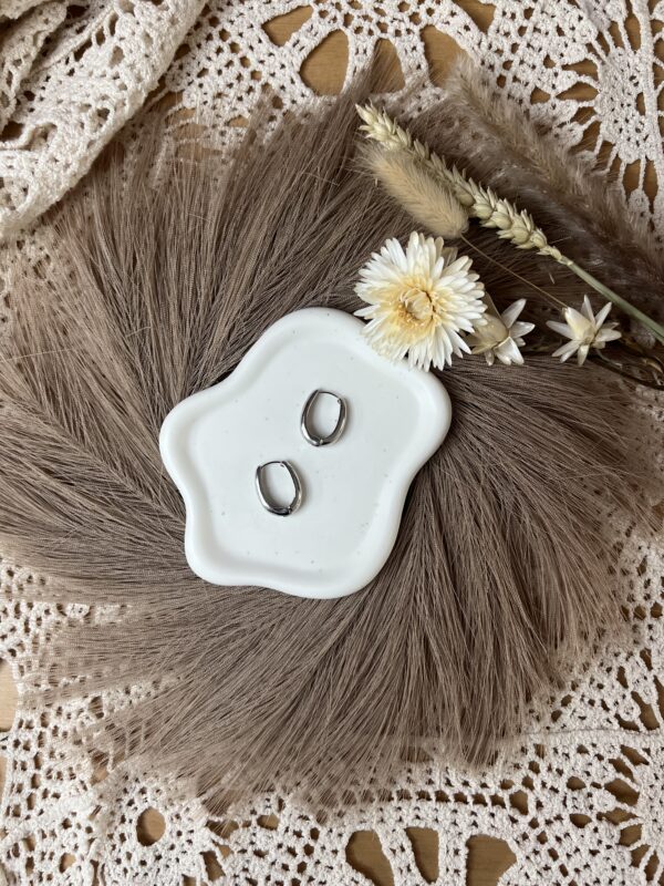 Boucles d'oreilles Lou argentées – Image 2