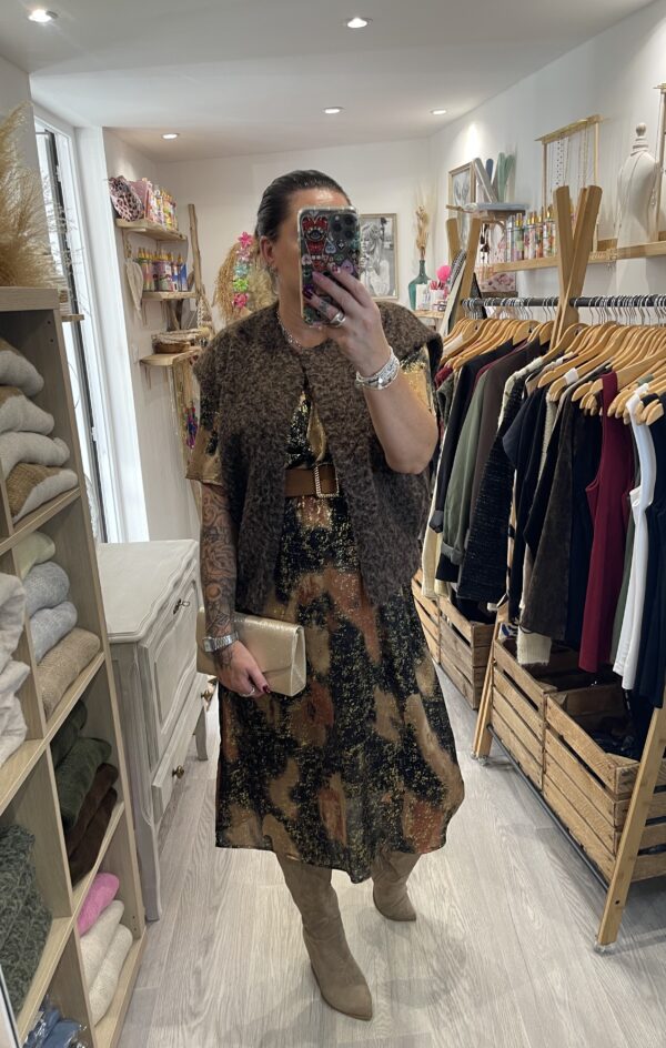 Robe Samantha – Image 5