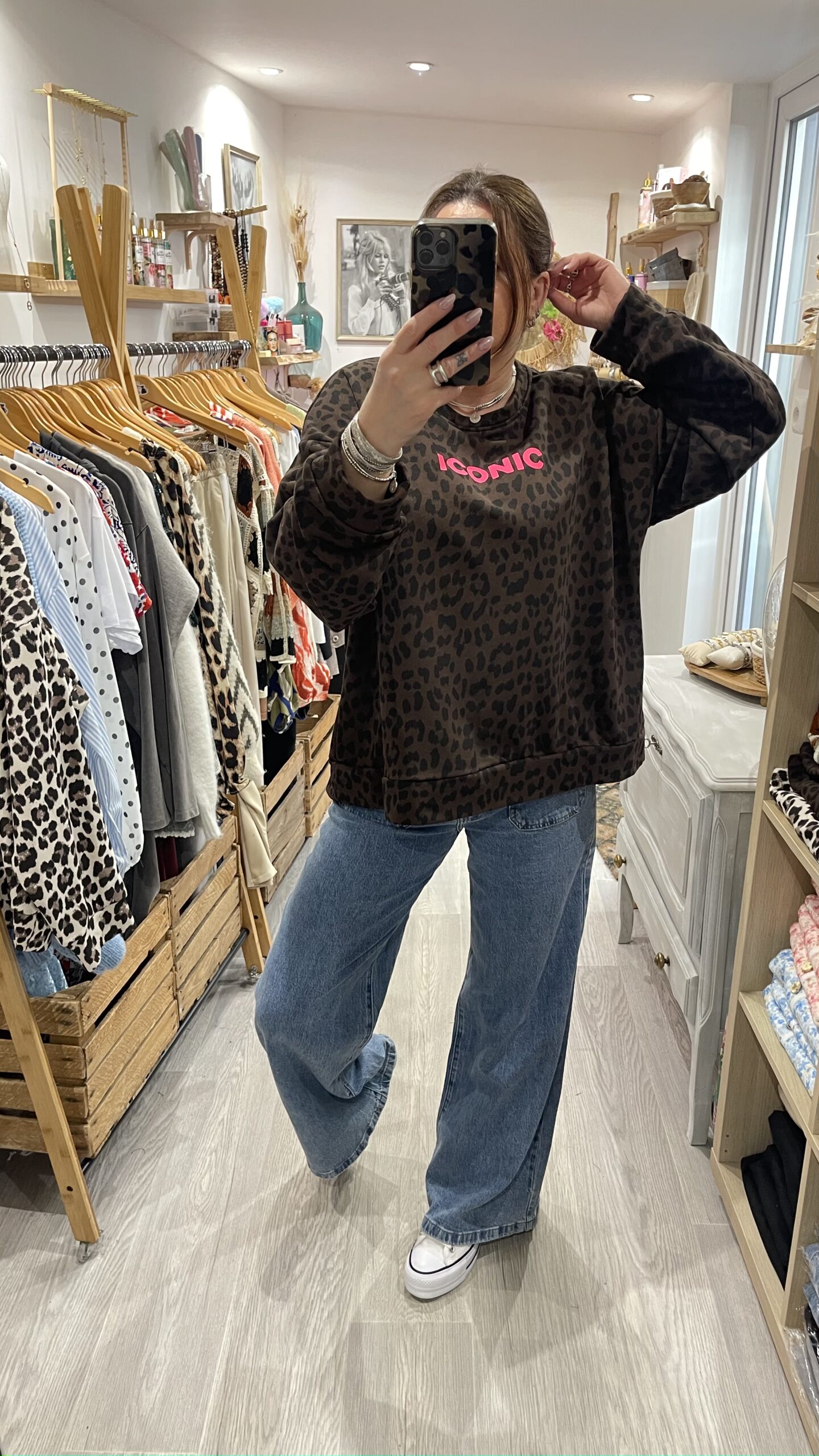 Sweat Iconic marron – Image 3