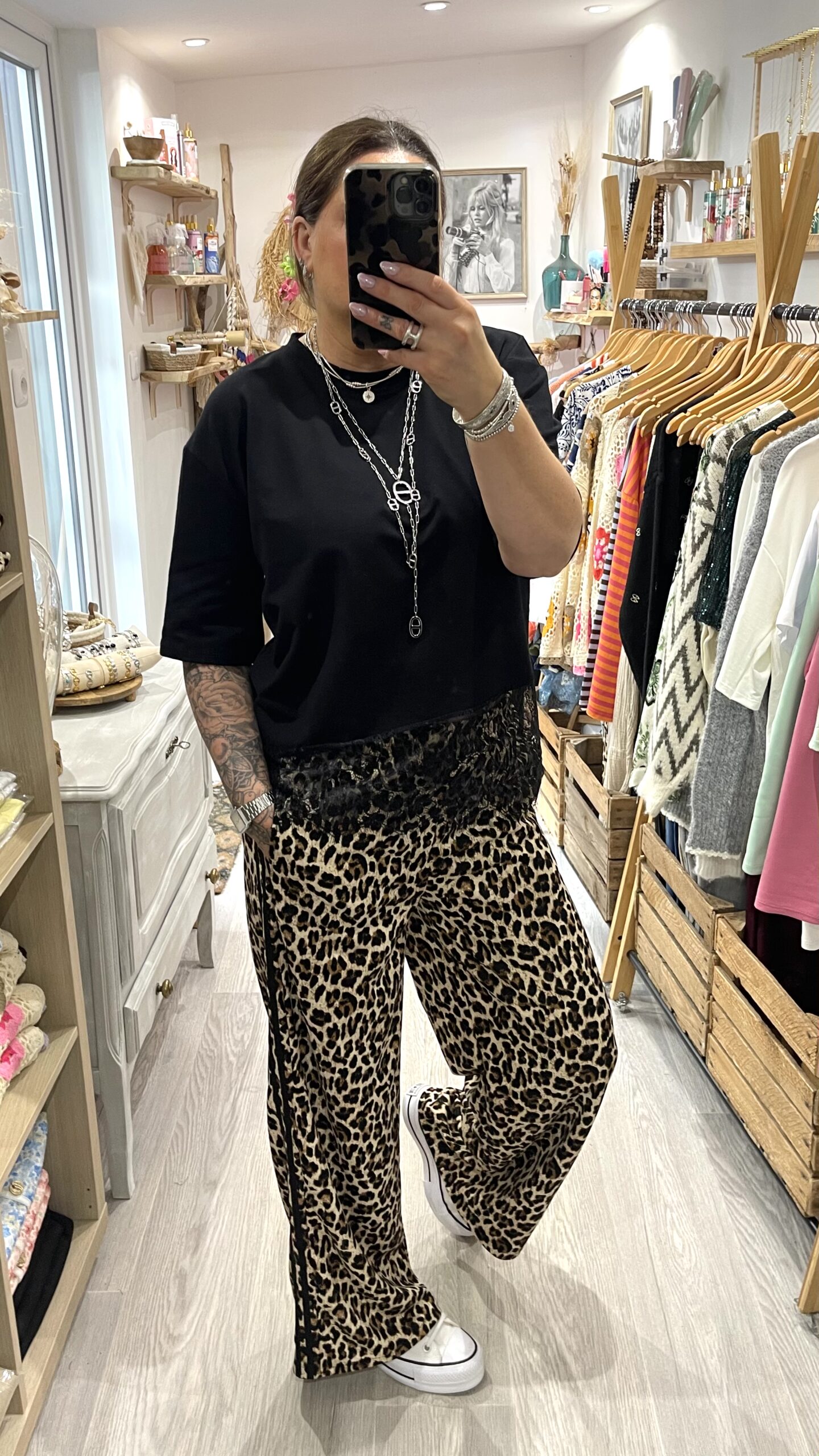 Pantalon Naé bandes noires – Image 6