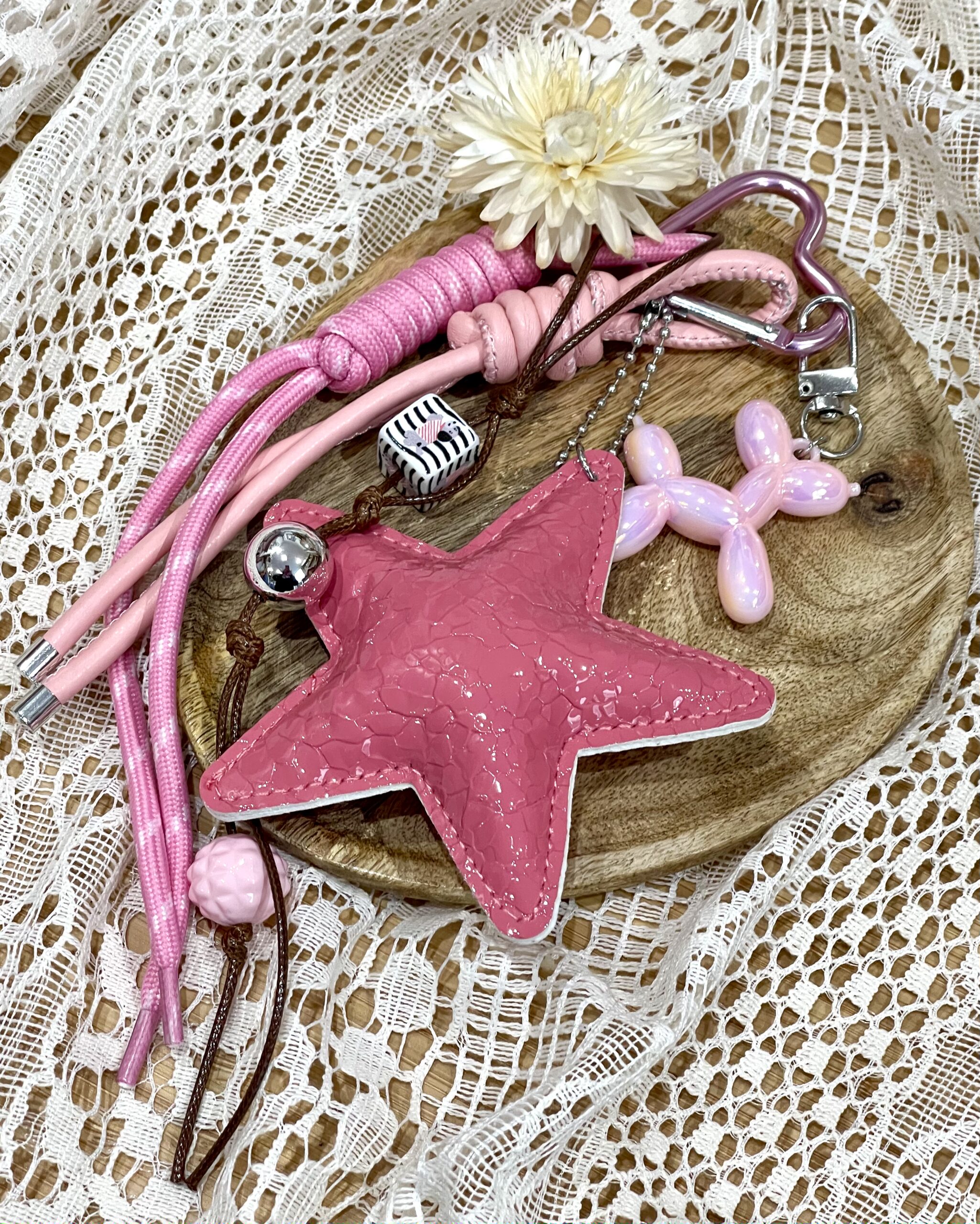 Bijoux de sac rose – Image 2