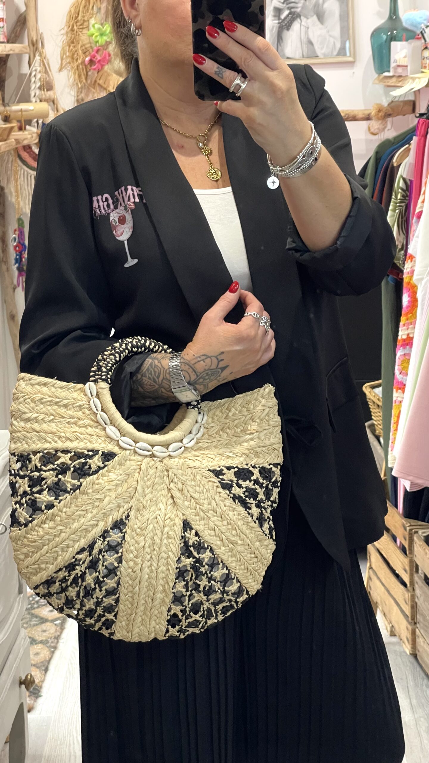 Blazer Pink Gin – Image 4