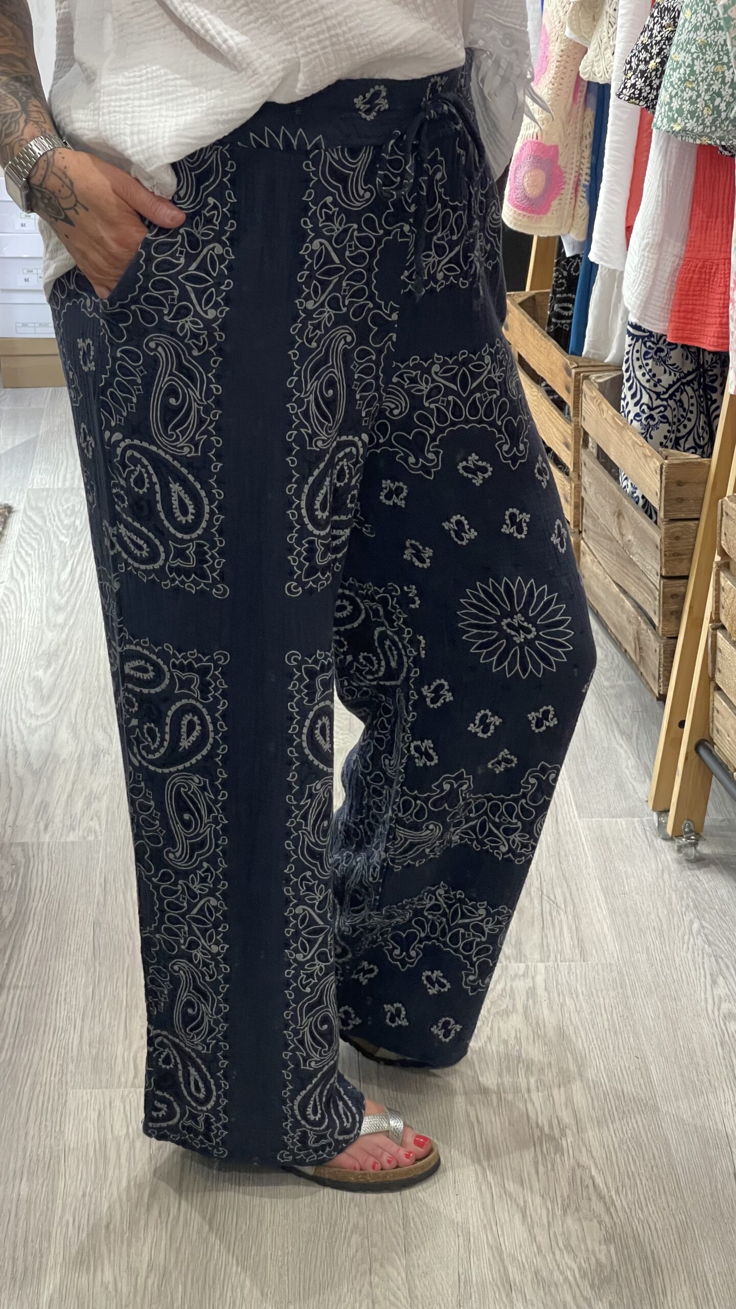 Pantalon Axelle bleu marine – Image 6
