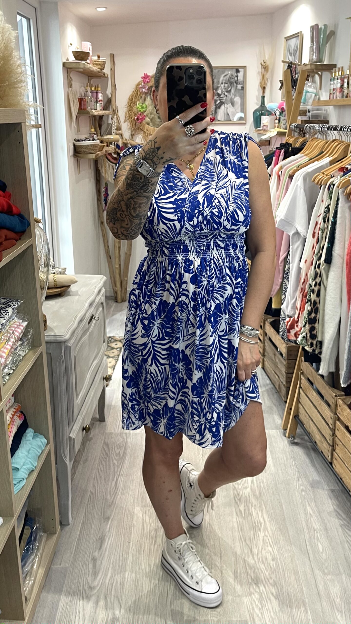 Robe courte Yness bleu électrique – Image 7