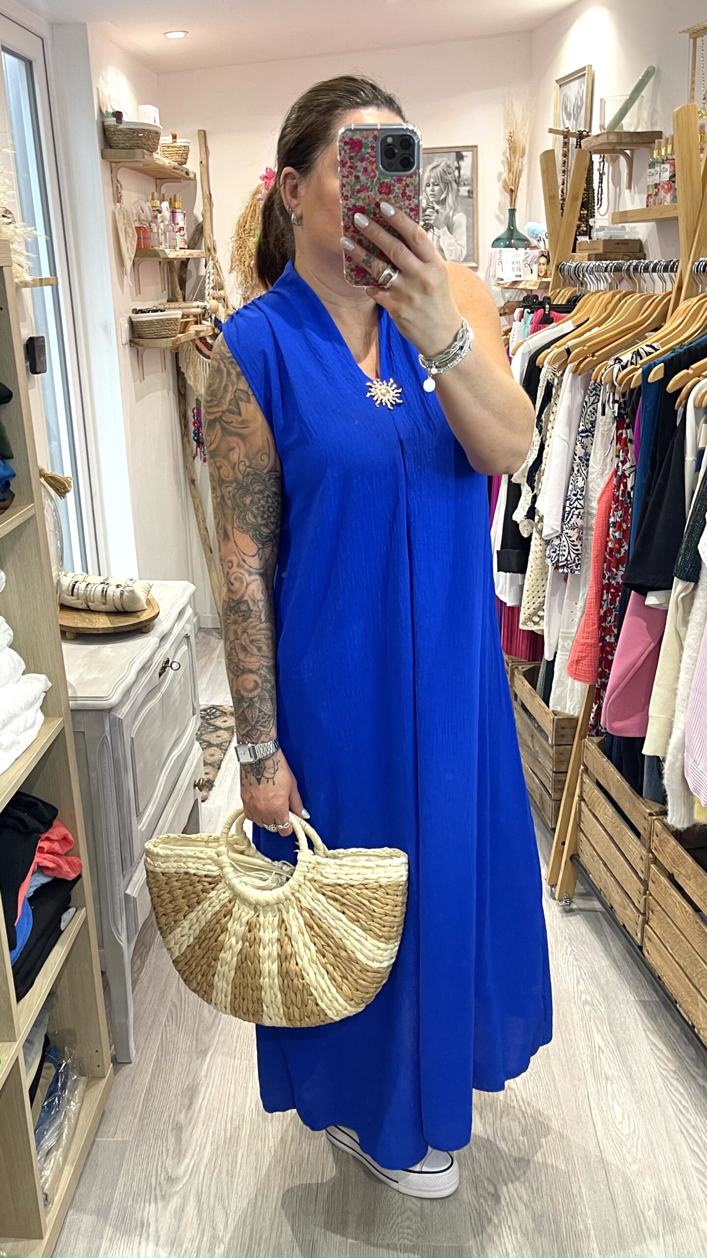 Robe Claire bleu électrique – Image 2