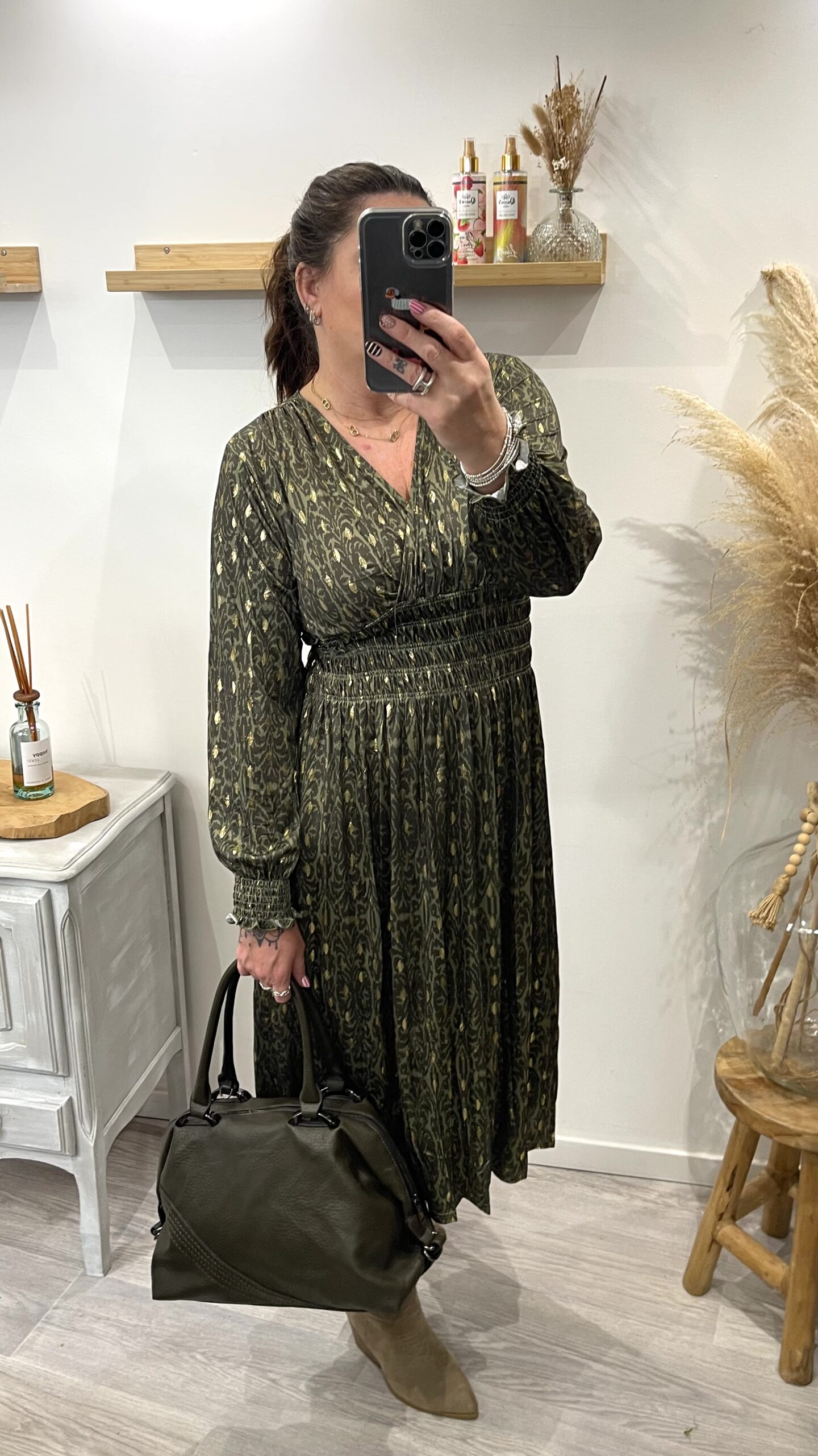 Robe Yasmina kaki
